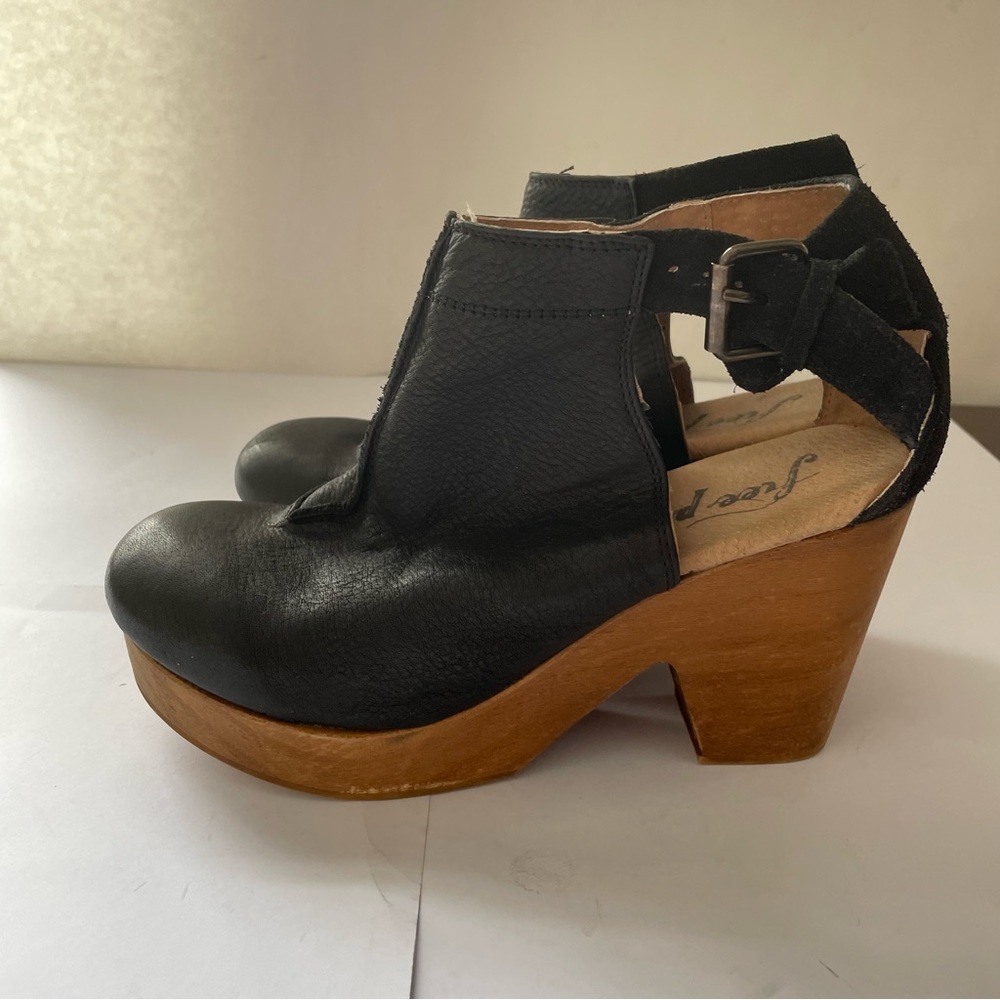 Free People Black and Brown Chunky Heel Shoes - Picture 5 of 10